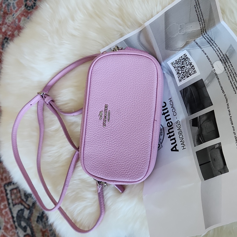 Adorable Coach Pink Leather Double Zippered Mini Camera Crossbody Bag 🩷🌸🩶 - Picture 16 of 16